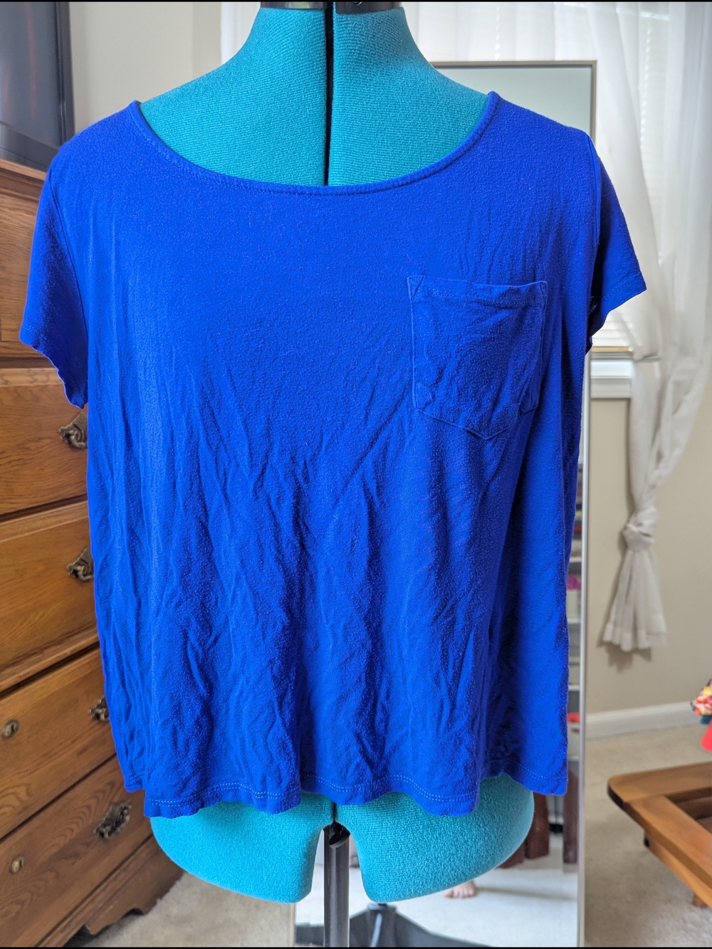 Classic Scoop Neck Pocket Tee - Blue